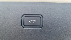 Volvo EX30 200kW SM Extended Range Ultra 69kWh 5dr Auto Electric Estate